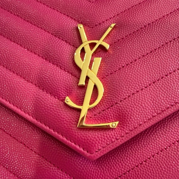 SAINT LAURENT 
Grain De Poudre Matelasse Chevron Monogram Envelope Clutch - Picture 5 of 16